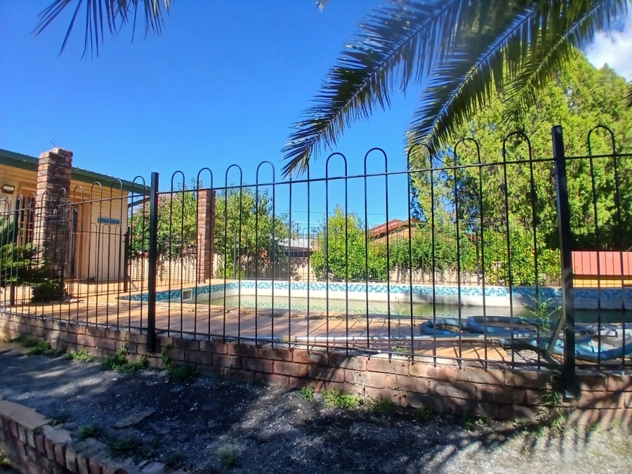 4 Bedroom Property for Sale in Kuruman Northern Cape